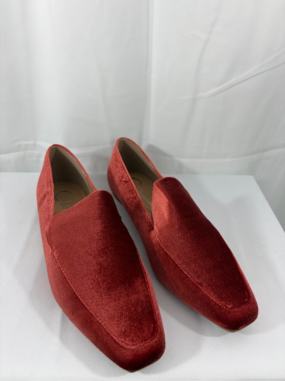NWT Tru Comfort Foam Women’s Size 7.5 Red Velvet Slip-On Loafers